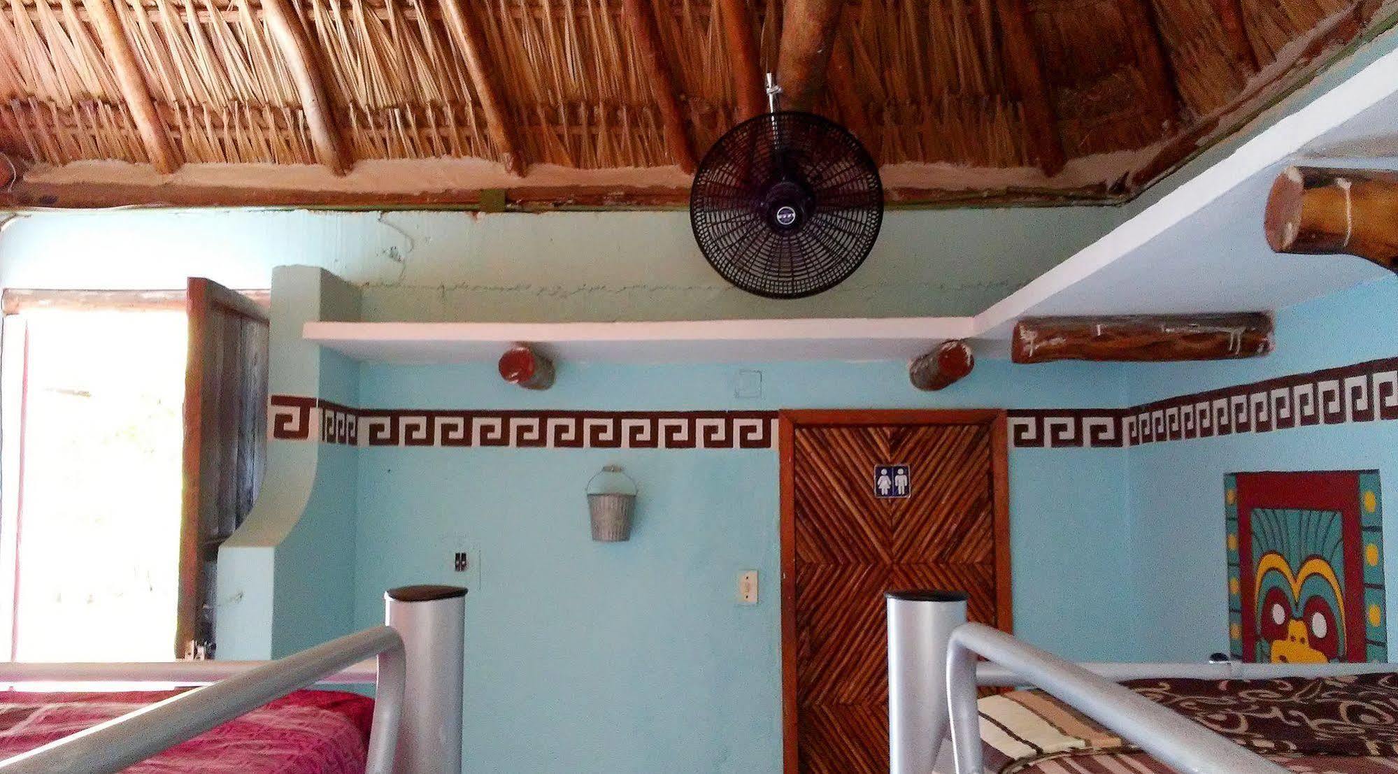 Mayan Hostel Cancun Dış mekan fotoğraf